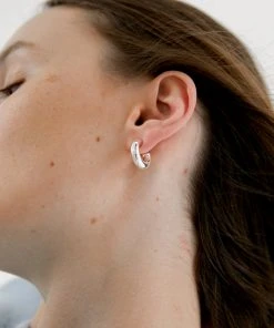 [MIDNIGHT MOMENT] Seasonless Curving Earring - Silver Best Sellers