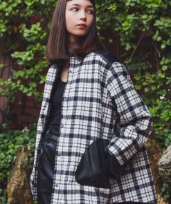[SORRY TOO MUCH LOVE] FW 21 Amsterdam Check Winter Jacket_Black