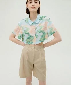 [GOCORI] Summer 22 TWO TUCK BERMUDA PANTS