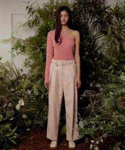 Best Sellers [SPARKLING PIECE] SS 22 ASYMMETRIC KNITTED TOP (PINK)