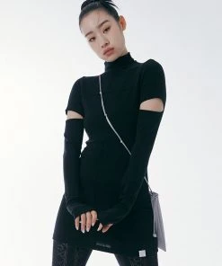 Best Sellers [SETUP EXE] SS 22 Pin Tuck Halfneck Sleeve Slit Long Top [Black]