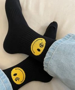 [DXOH] Seasonless DXOH SMILE SOCKS BLACK