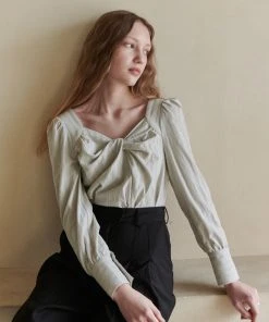 [REMANTIST] SS 22 Vintage Ribbon Blouse (mint)