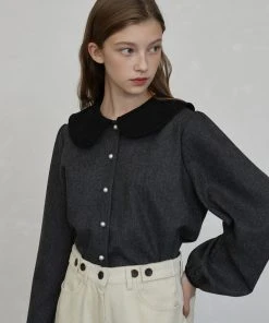 [JOORTI] SS 22 J879 Herringbone Collar Blouse (black)