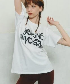 Best Sellers [ROCCI ROCCI] Summer 22 BORiNG YOGa T-shirt (WHITE)