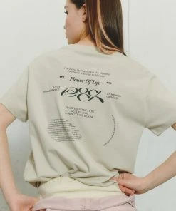 [ROCCI ROCCI] Summer 22 Apparel Service Regular T-shirt (BEIGE)