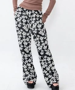 [SPUNKY] SS 22 FLOWER BOOTCUT PANTS (BLACK)