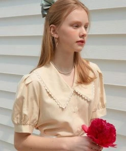 [JOORTI] SS 22 J993 Lace Point Collar Blouse (beige) Best Sellers