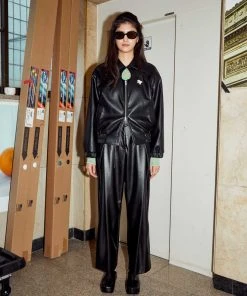 [SPARKLING PIECE] SS 22 FAUX LEATHER PANTS Best Sellers