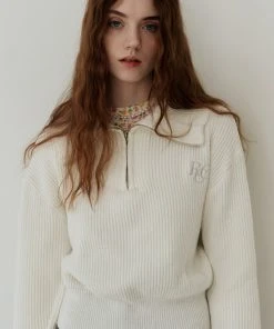 [ROCCI ROCCI] Summer 22 RCC Knit Half Zipup (WHITE)