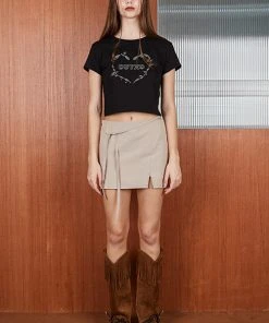 [OUTXO] Summer 22 Y String Lowrise Skirt Beige