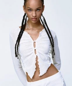 Best Sellers [EXPIRED GIRL] SS 22 Pom Pom Top WHITE