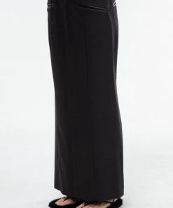 Best Sellers [GIMMETHEYOUNG] SS 22 FORMAL MAXI SKIRT / BLACK