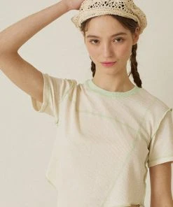 [DEARSTALKER] Summer 22 TRIANGLE CROP T - CREAM