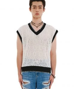 [LECYTO] Summer 22 V-NECK SMOCK PUNCHING VEST_(WHITE) Best Sellers