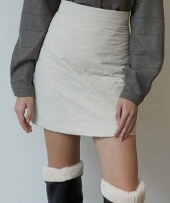 [JOORTI] SS 22 J894 Quilting Mini Skirt (ivory)