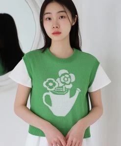 [GOCORI] Summer 22 WATERING POT KNIT VEST - CELERY