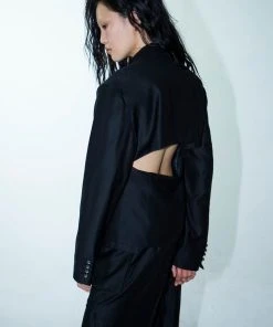 Best Sellers [GIMMETHEYOUNG] SS 22 BACK SLIT JACKET / BLACK
