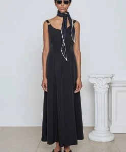 Best Sellers [MAKEATOAST] SS 22 SlLKY AND WIDE JUMP SUIT BLACK