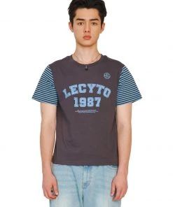 Best Sellers [LECYTO] Summer 22 BIKER CRACK LOGO T-SHIRT_(CHARCOAL)