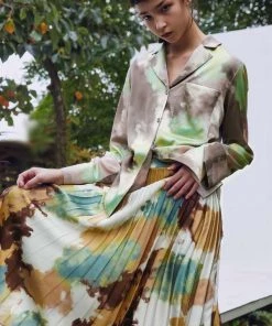 [SORRY TOO MUCH LOVE] FW 21 Haze Single Button Blouse_Green Best Sellers