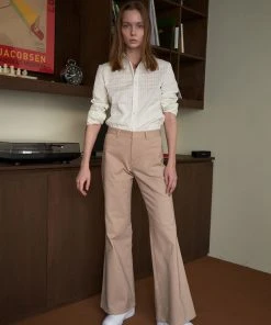 Best Sellers [LO AXUAL] SS 22 FRONT POCKET FLARE PANTS (2 COLOR)