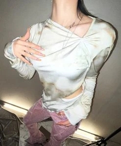 [MEZZOKUNST] Summer 22 Braid Stone Line Top - Yellow Green