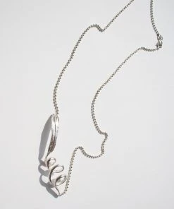 [INODORE] Seasonless Blade Necklace Best Sellers