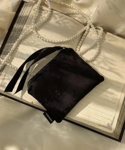 [ETREROSE] Seasonless Rose Broderie Zip-pouch (S)