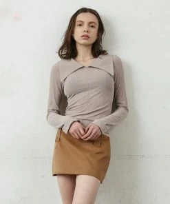[90GALLERY] SS 22 COLLAR KNIT BLOUSE / Beige Best Sellers