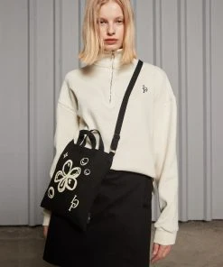 [LARTIGENT] FW 21 FLOWER COTTON BAG(BLACK) Best Sellers