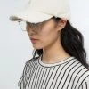 [GIMMETHEYOUNG] Seasonless G_COTTON DAMAGE CAP / IVORY