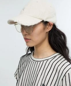 [GIMMETHEYOUNG] Seasonless G_COTTON DAMAGE CAP / IVORY
