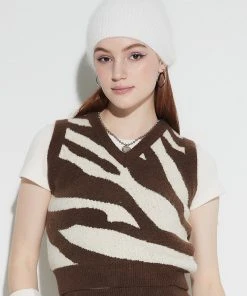 [LUV IS TRUE] Winter 21 ZEBRA KNIT VEST(BROWN) Best Sellers
