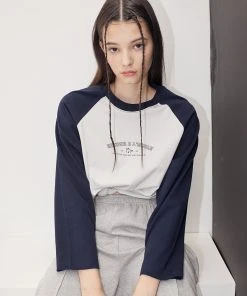 [DEARSTALKER] FW 21 WOLFY RAGLAN T- NAVY Best Sellers
