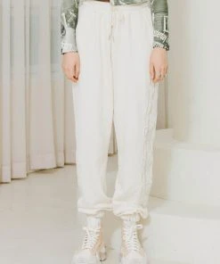 [13MONTH] FW 21 CRESCENT JOGGER SWEATPANTS (IVORY) Best Sellers