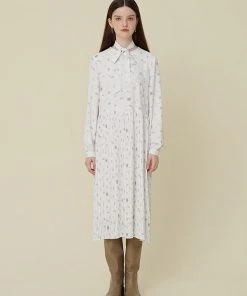 [GOCORI] FW 21 CAT VILLAGE PLEATS DRESS Best Sellers