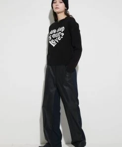 [LUV IS TRUE] Winter 21 HALF PANTS(NAVY)