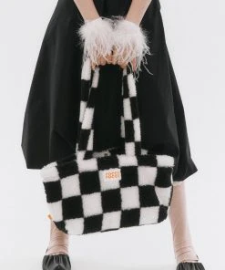 Best Sellers [ROCCI ROCCI] Winter 21 Rose Fleece Shopper Bag [CHECKERBOARD]
