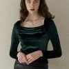 Best Sellers [REMANTIST] FW 21 Square-neck Drapery Velvet Top (green)