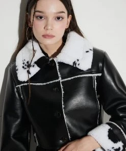 [LUV IS TRUE] Winter 21 COW MUSTANG(BLACK)