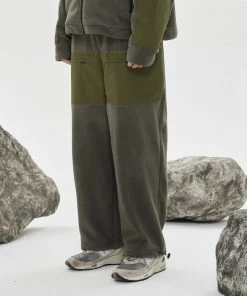 [HAVEOFFDUTY] FW 21 FLEECE NPC CAMPER PANTS(KHAKI) Best Sellers