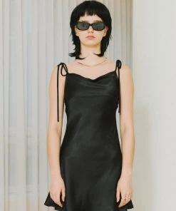 [13MONTH] FW 21 SILKY SATIN MINI DRESS (BLACK)
