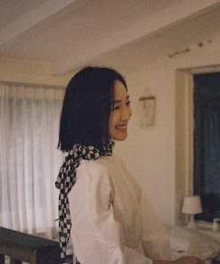 [BUTTERFLIES IN STUMMY] Seasonless Checkerboard Dia Scarf