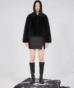 [FLAREUP] Winter 21 Oversized Fur Jacket BK (FL-021) Best Sellers