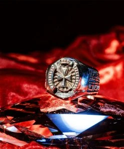 [DOOF] Seasonless DOOF Holly Ring