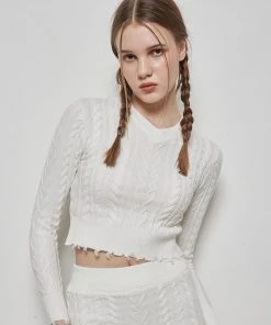 [LUV IS TRUE] FW 21 DAMAGE KNIT TOP(IVORY)