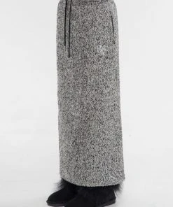 [GIMMETHEYOUNG] Winter 21 HERRINGBONE MAXI SKIRT Best Sellers