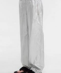 [GIMMETHEYOUNG] Winter 21 NAPPING FAUX LEATHER PANTS / SILVER Best Sellers
