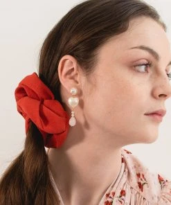 [LOMBRILLANT] Seasonless Heart Pearl Earrings